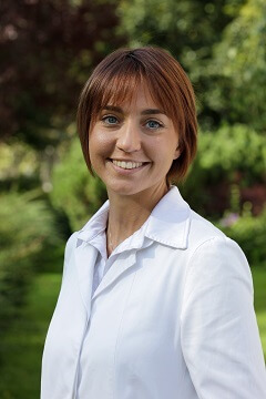 Dr. Laura Santini